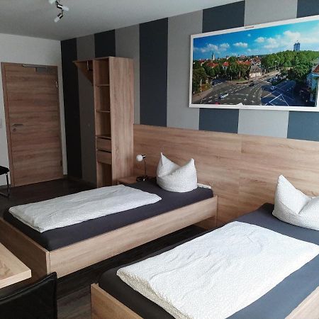 Haus Roseneck-Pension Am Stadtrand بورشن المظهر الخارجي الصورة