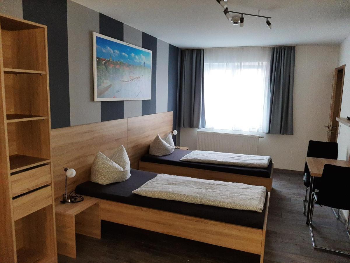 Haus Roseneck-Pension Am Stadtrand بورشن المظهر الخارجي الصورة