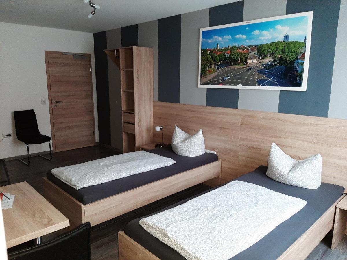 Haus Roseneck-Pension Am Stadtrand بورشن المظهر الخارجي الصورة