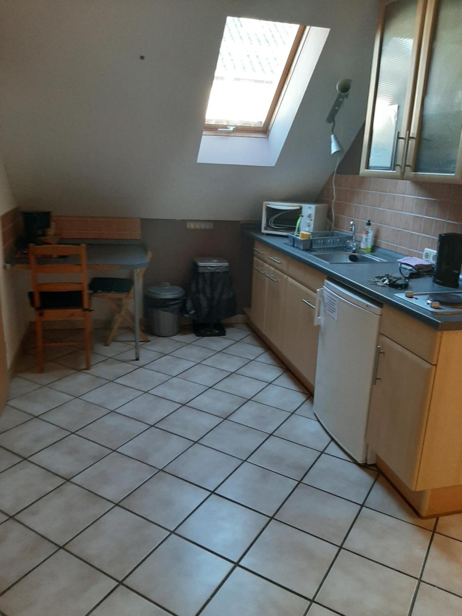 Haus Roseneck-Pension Am Stadtrand بورشن الغرفة الصورة